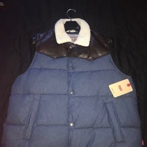 LEVI MENS VEST